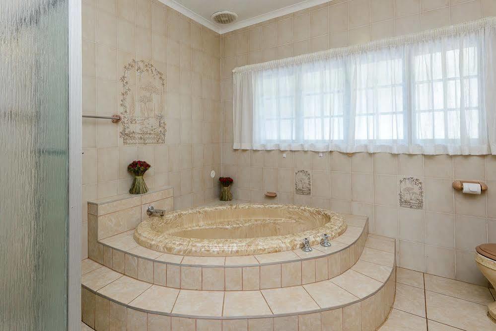 Zesty Guesthouse Порт-Эдвард Экстерьер фото
