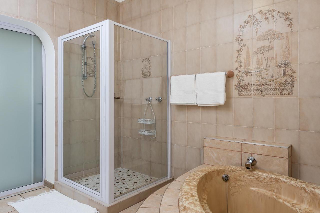 Zesty Guesthouse Порт-Эдвард Экстерьер фото